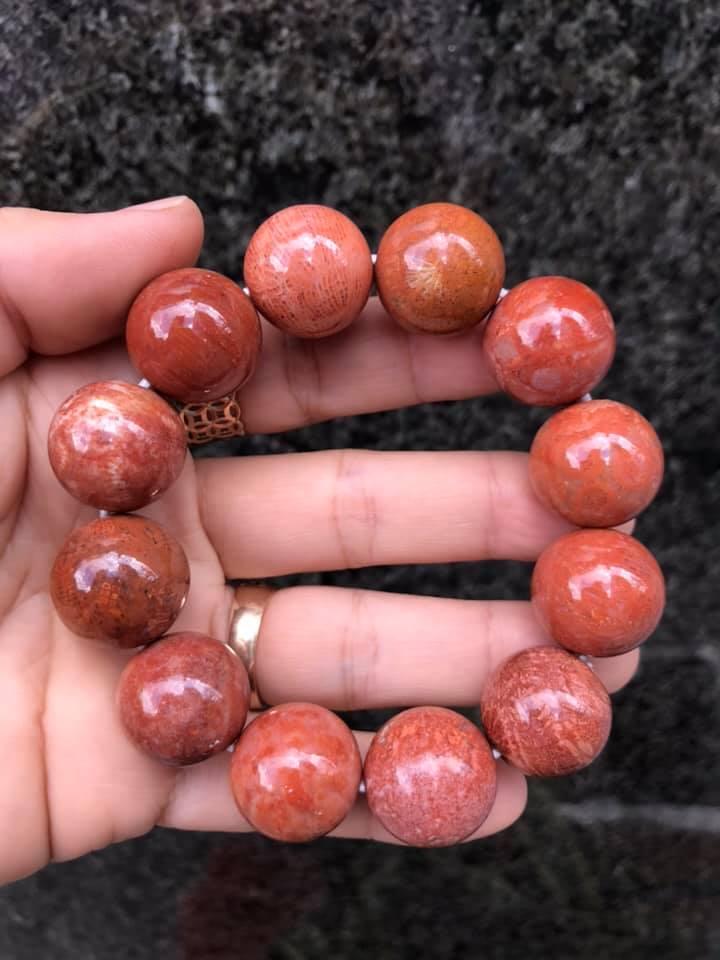 VÒNG TAY SAN HÔ ĐỎ THIÊN NHIÊN 18LY