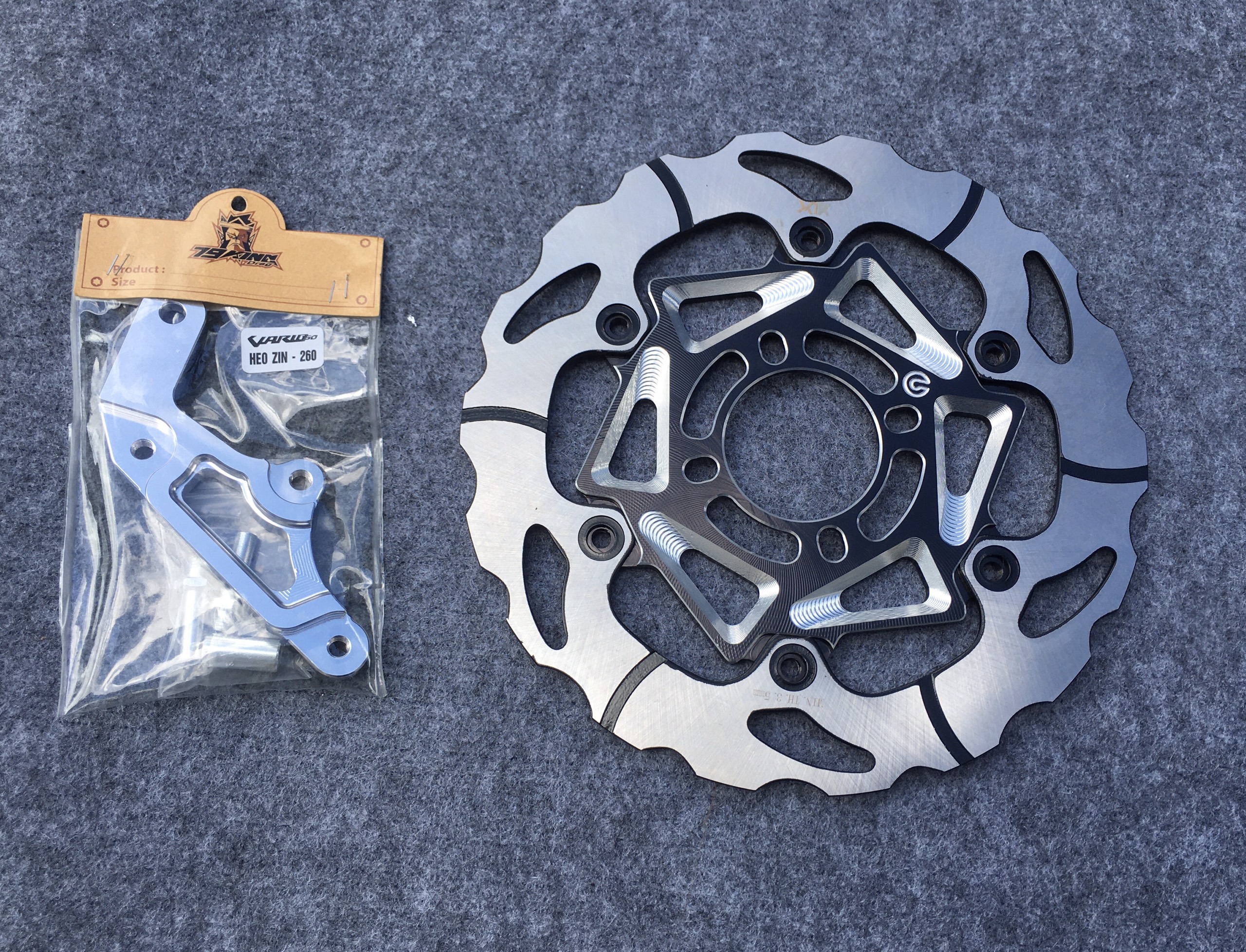 Đĩa X1R 260 Luôn Lòng CNC 3D Bạc + Pát Đĩa Gắn Heo Zin dành cho Ex150 Sirius Vario 20182019