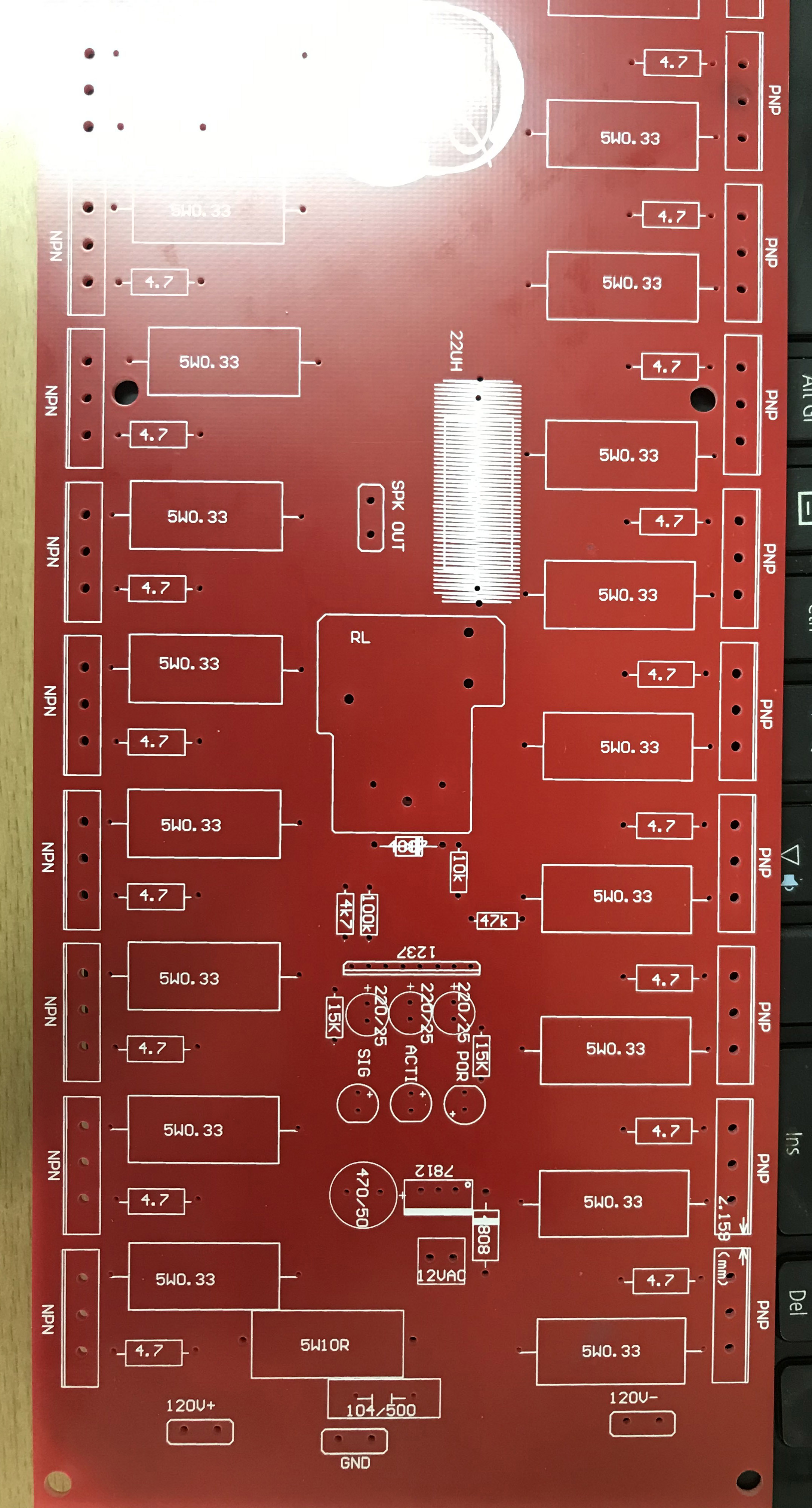 PCB gắn 24 sò liền raly bảo vệ