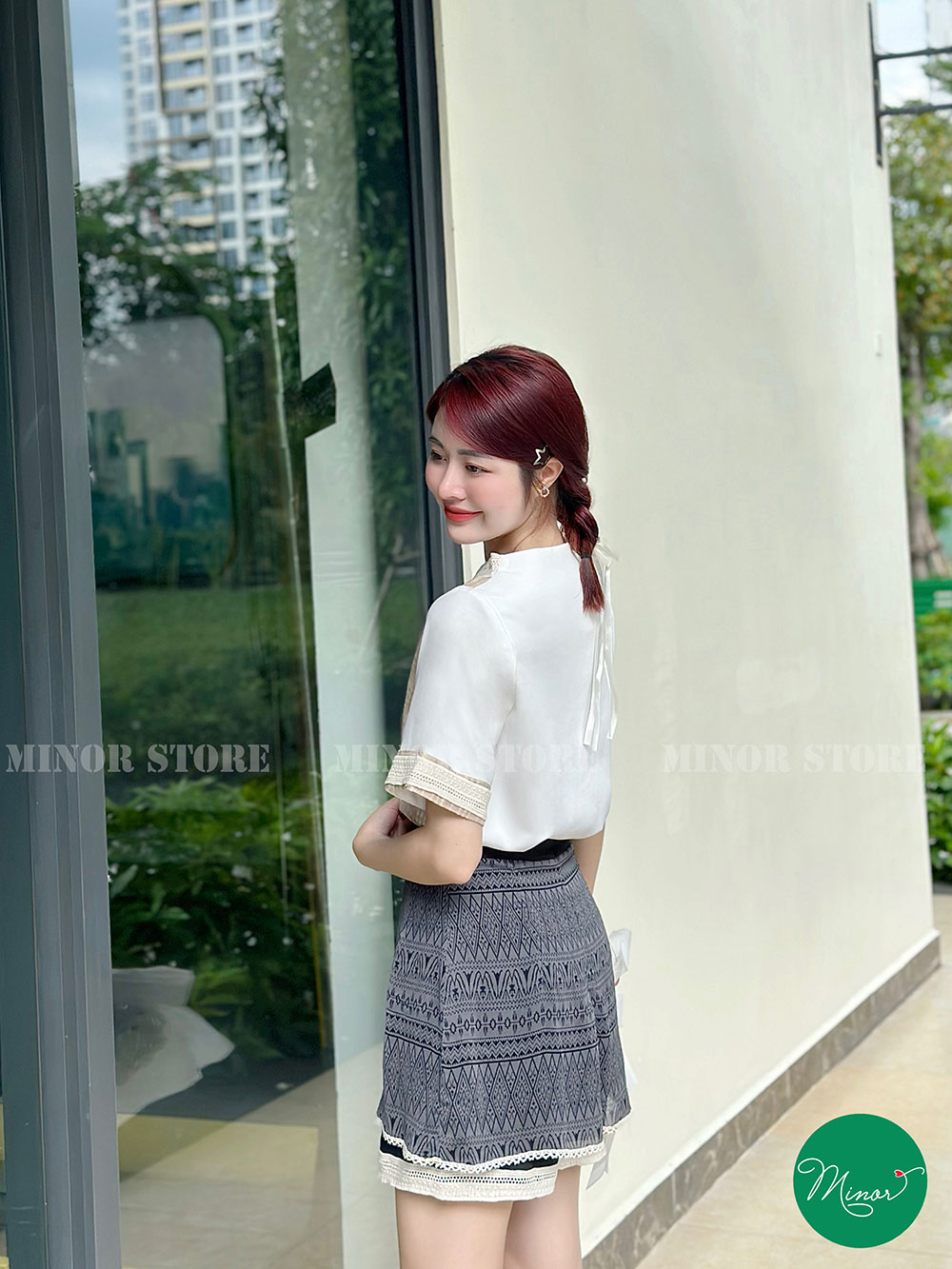 ÁO KIỂU TRẮNG PHỐI REN VIỀN NÂU [MINOR SOPHIE]