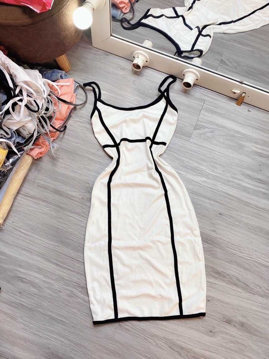 ĐẦM 2 DÂY BODY THUN LỤA ĐUÔI CÁ  NHÚN VIỀN