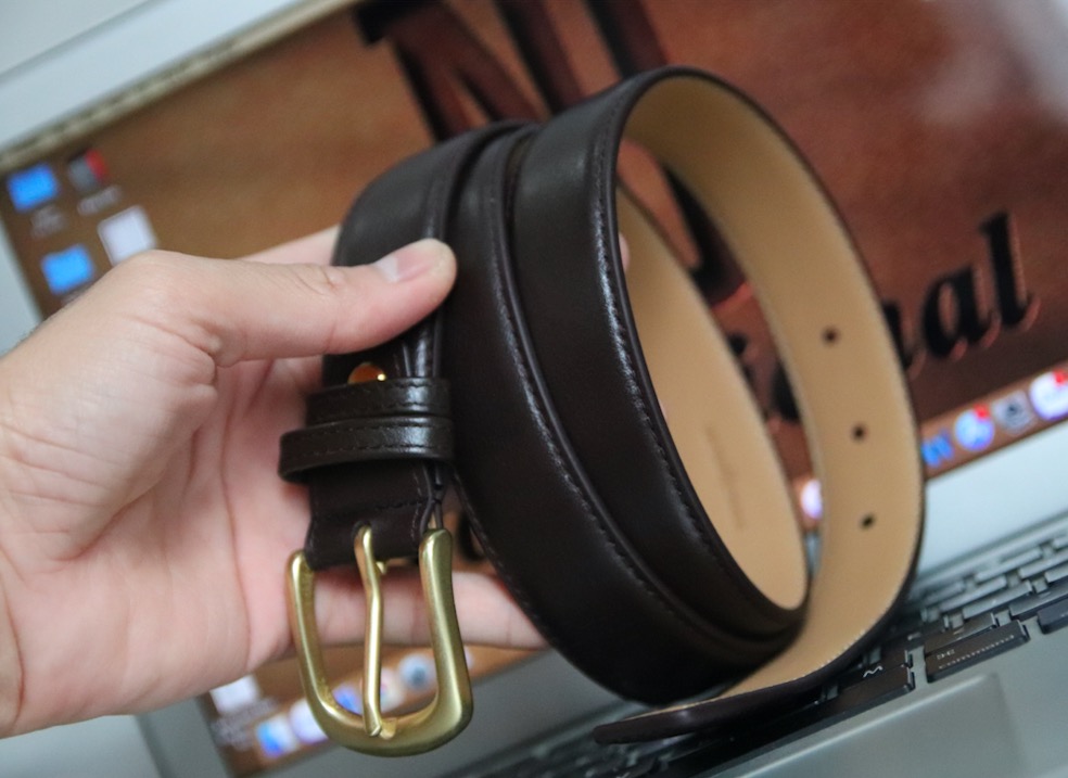 Thắt  lưng 3.0cm  da  bò  cao  cấp  2 màu  đen  , nâu