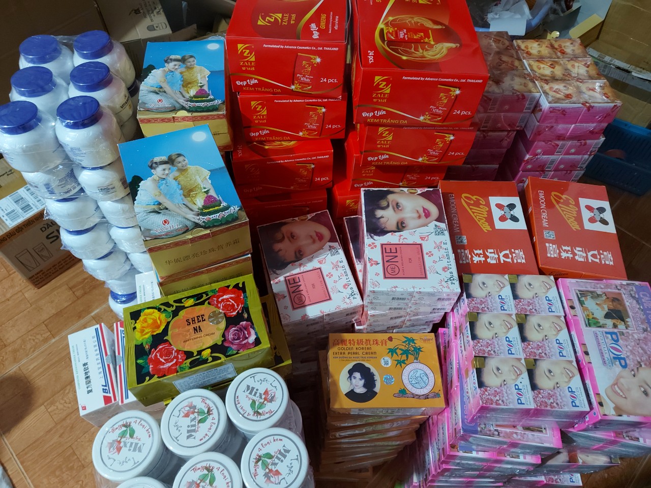 sỉ lốc 12 hộp kem POP