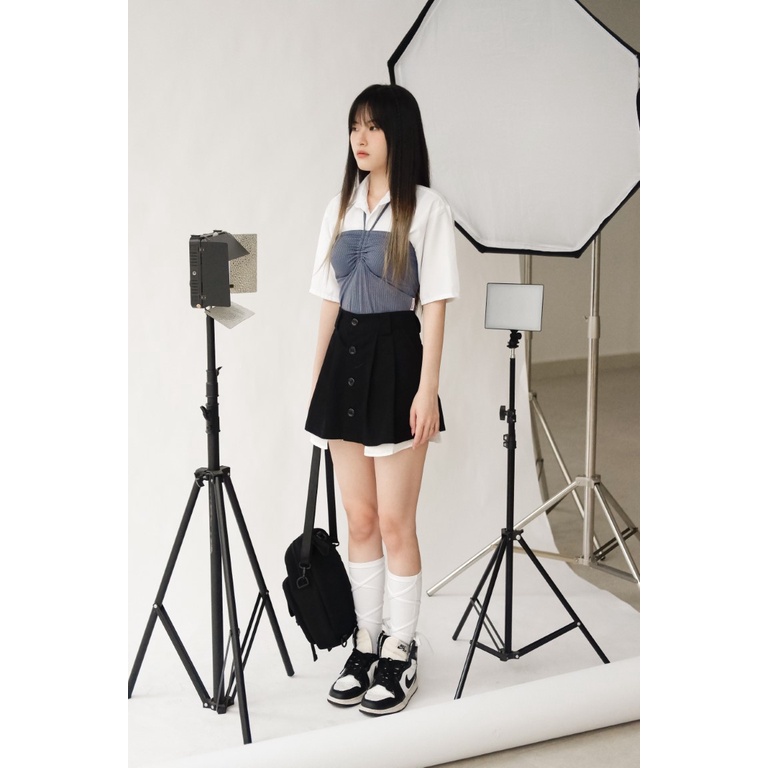 Jenny Skirt (Chân Váy Ngắn Phối Nút) // 19DEGREES