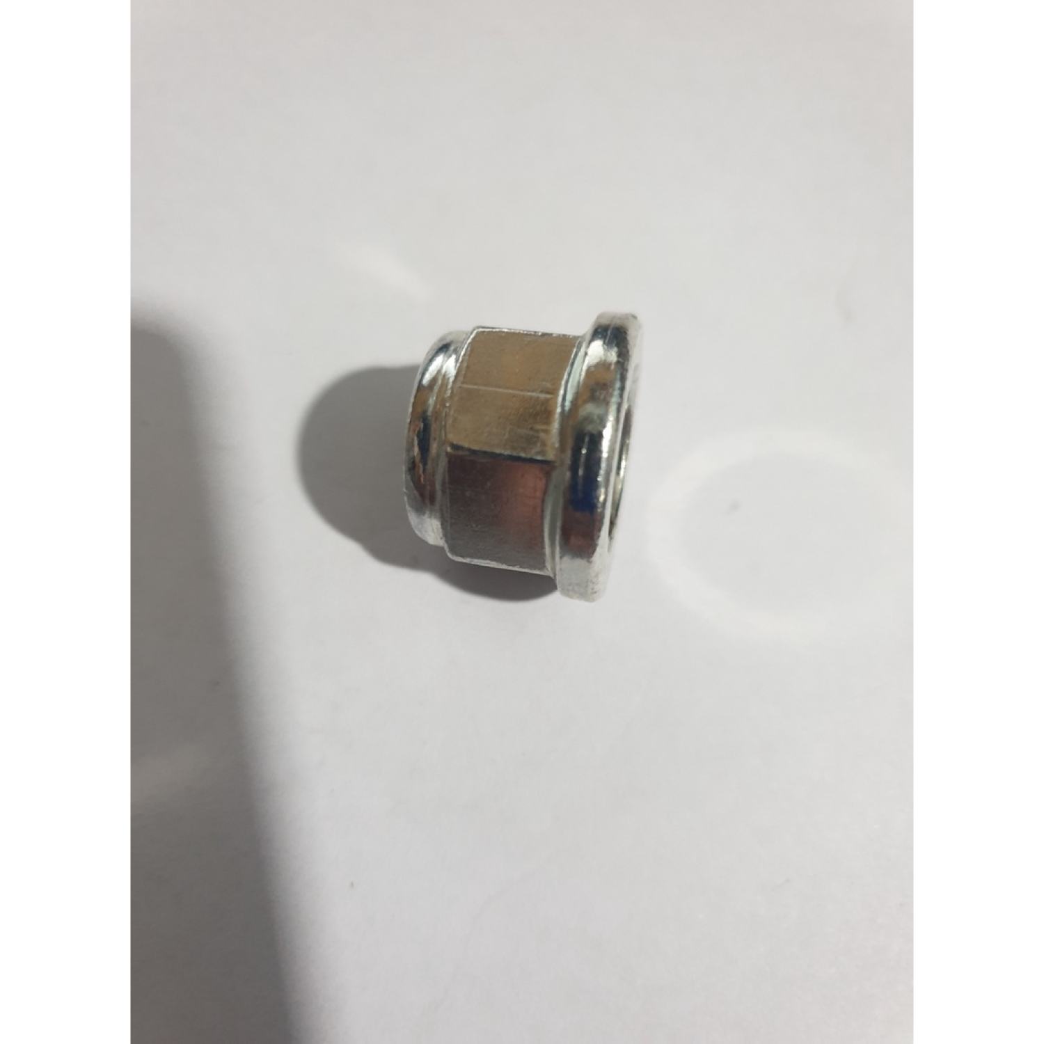 [TOP 1 LAZADA] ( 2 CON) ỐC GẮN ĐẦU BÒ MÁY CẮT CỎ HU 143/541