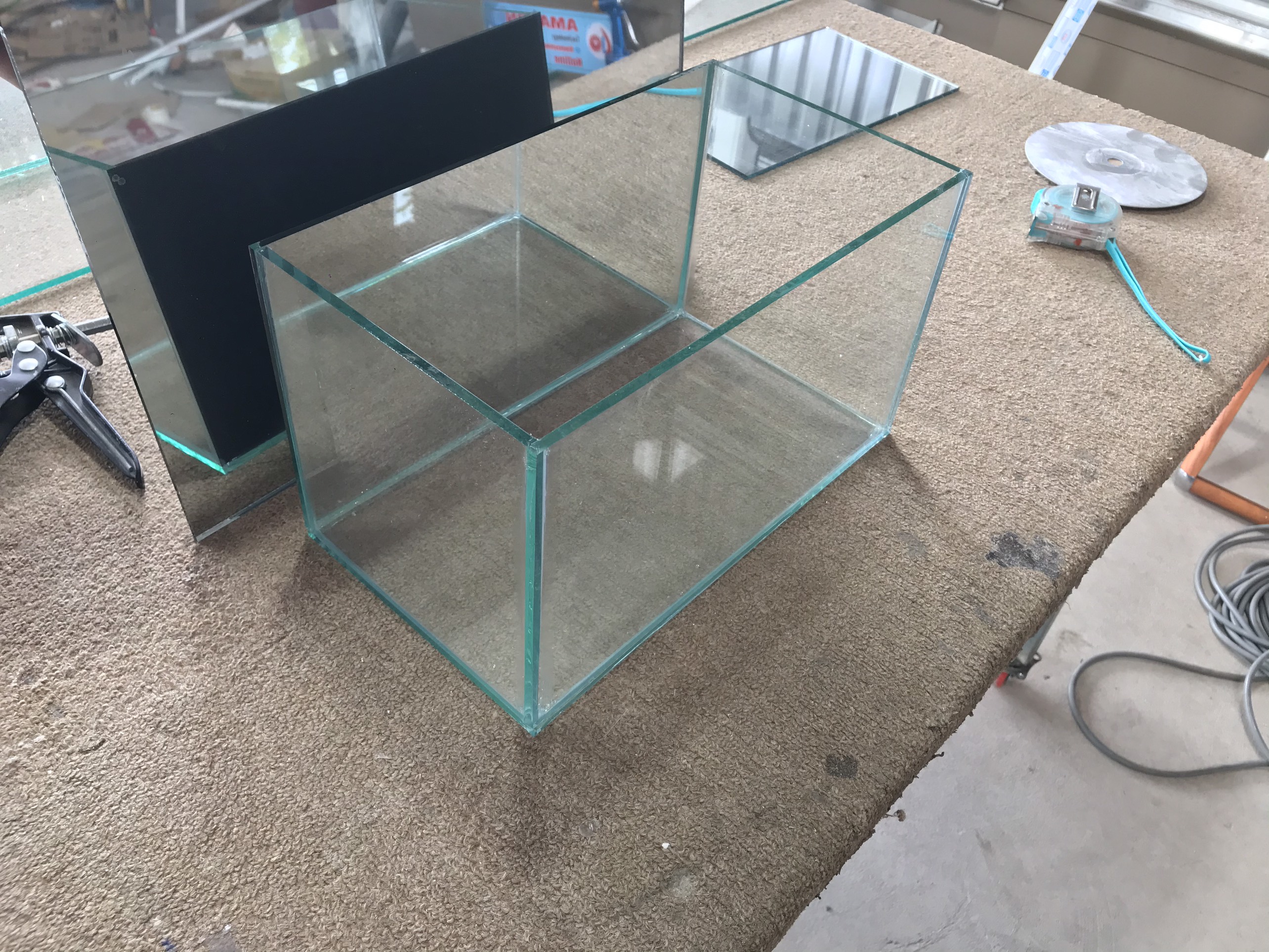 bể cá 30x17x17 kính thủy sau lưng 5li