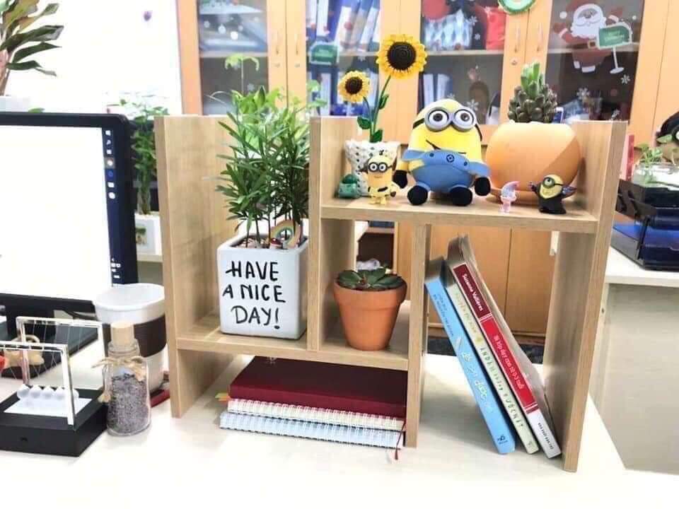 Kệ sách để bàn hàng cao cấp xuất khẩu. Kích thước: 70x20x38 (cm). Gỗ MDF phủ Melamine. Màu vân gỗ