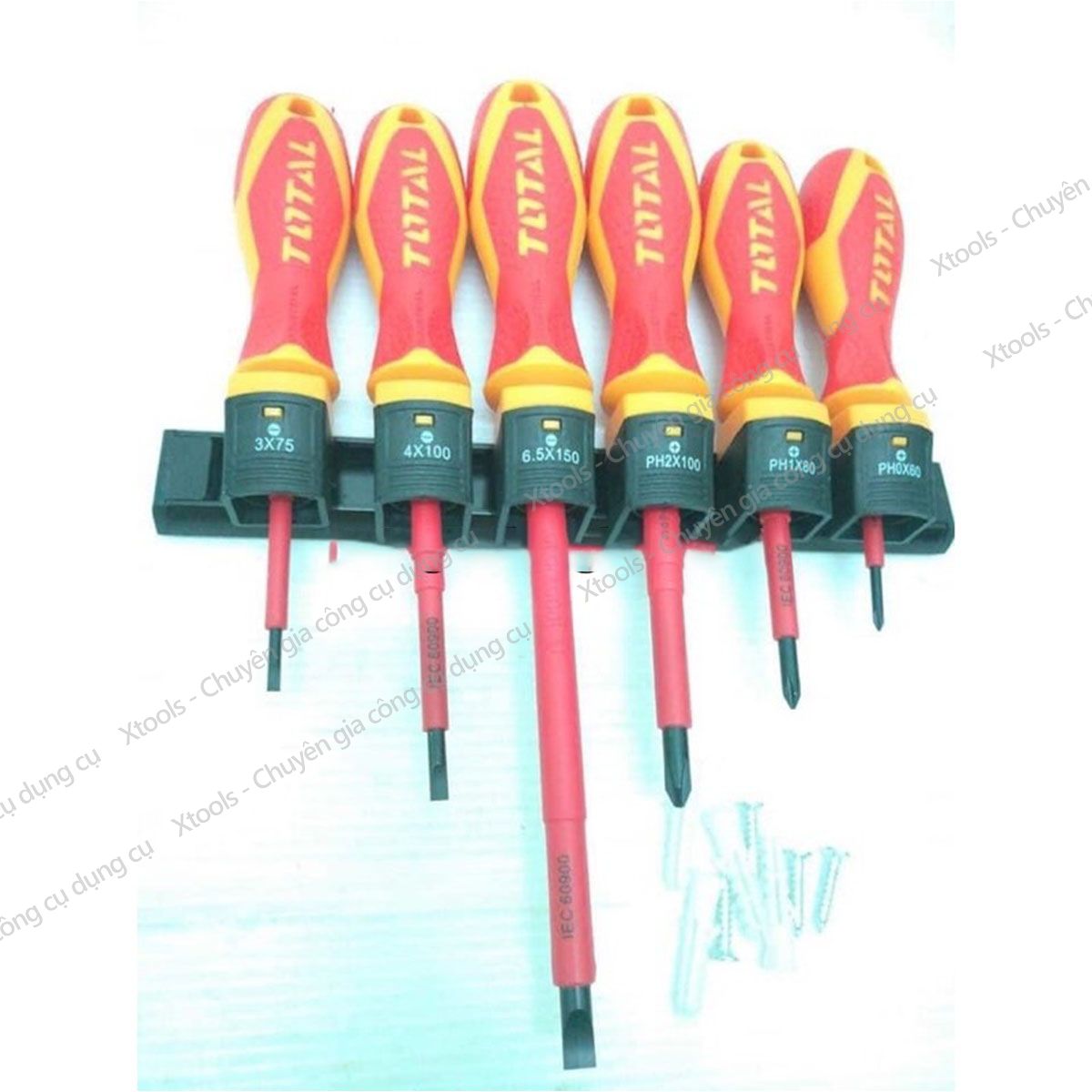Bộ tua vít cách điện TOTAL THTIS566 6 chi tiết. bộ tuốc nơ vít cách điện chất liệu hợp kim cứng cáp, chịu lực cao XTOOLs
