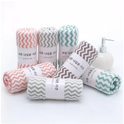 Khăn mặt cao cấp kích thước 30x50cm (Màu ngẫu nhiên - khăn kẻ ngang)