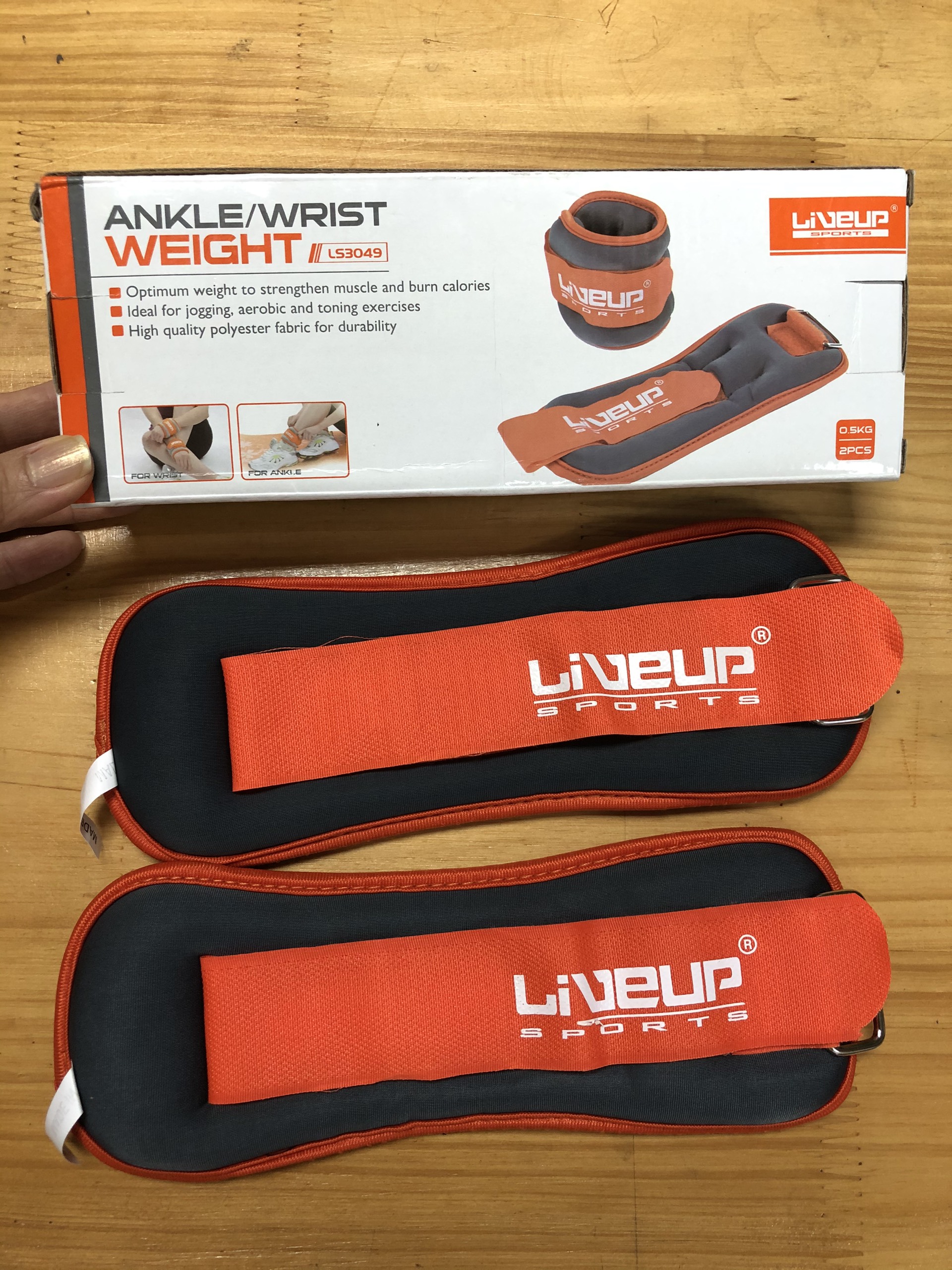 Tạ đeo chân Liveup (1 đôi)