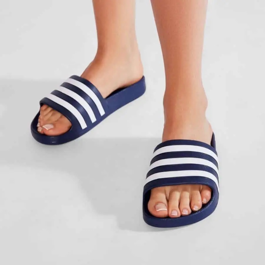 [100% Authentic] slipper cast Adidas horizontal straps black fulltag no box