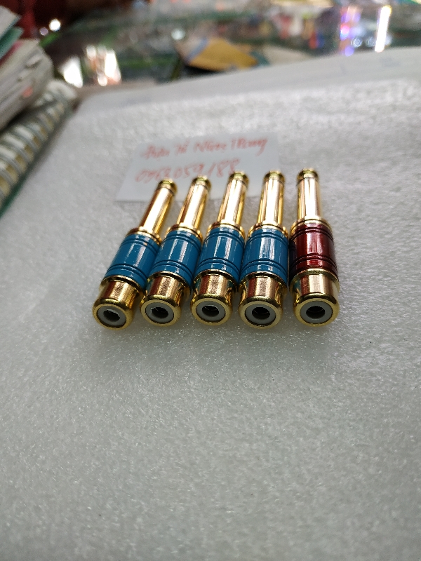 Rắc 6 Ly Ra AV Zin - Combo 4 Cái