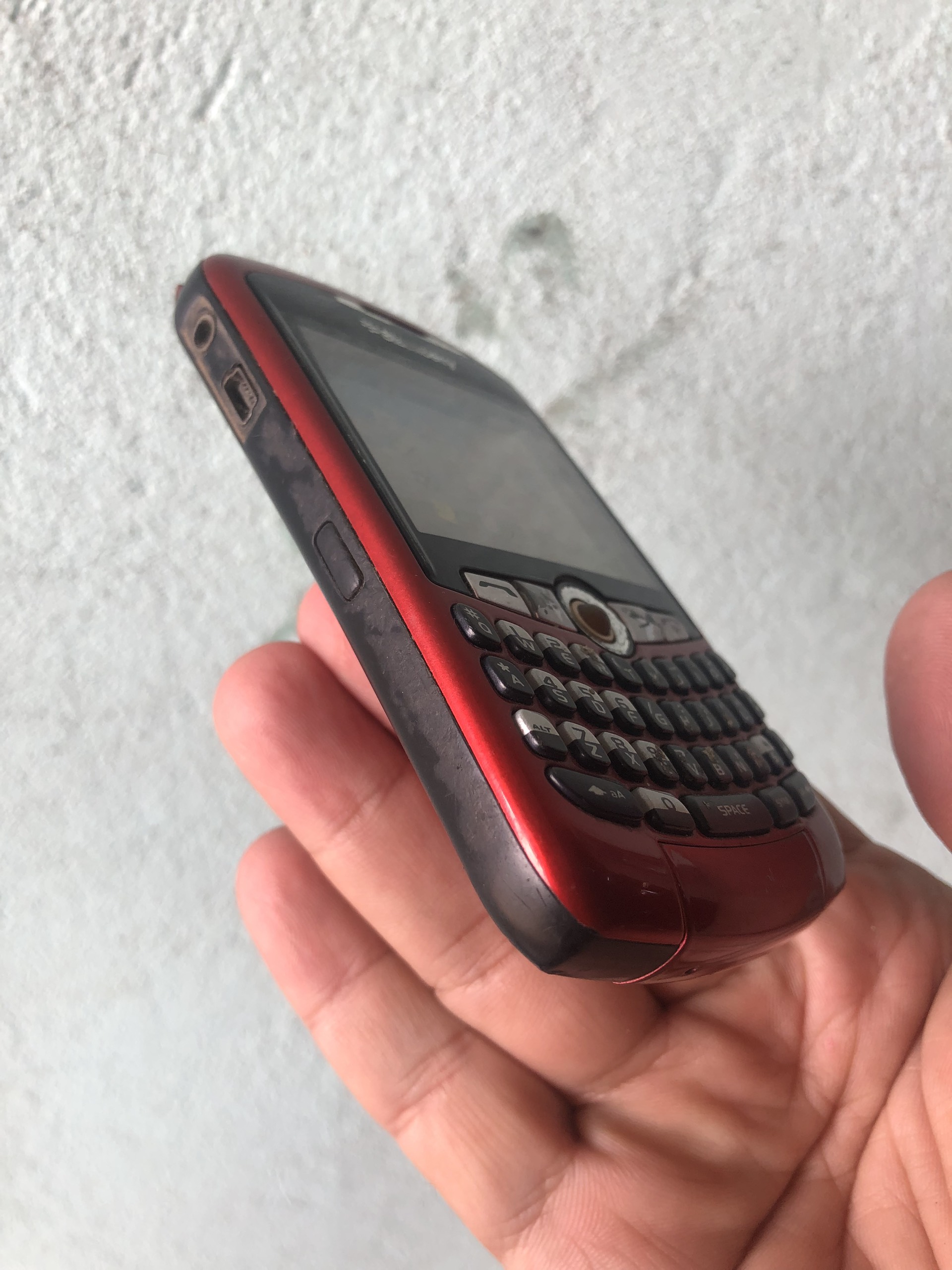 Điện thoại BlackBerry Curve 8310