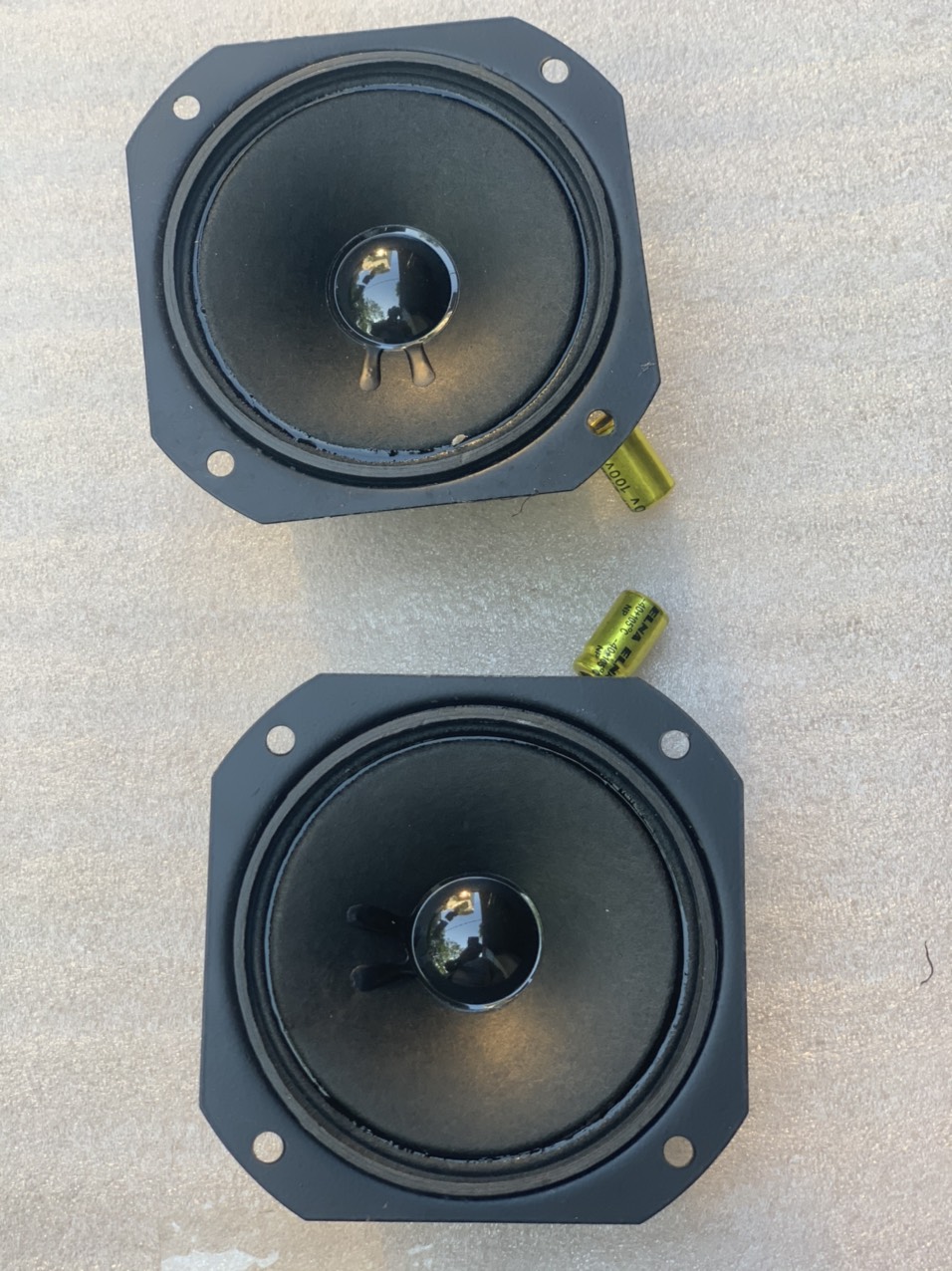 TREBLE 2 TỪ VUÔNG BMB 7CM + TỤ 2.2 BÌNH DÂN - GIÁ 2 LOA