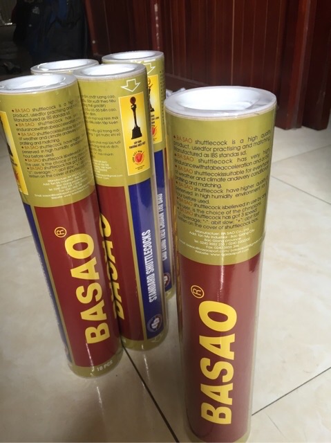 Cầu lông 3 sao hộp 10 quả ( giá siêu rẻ )