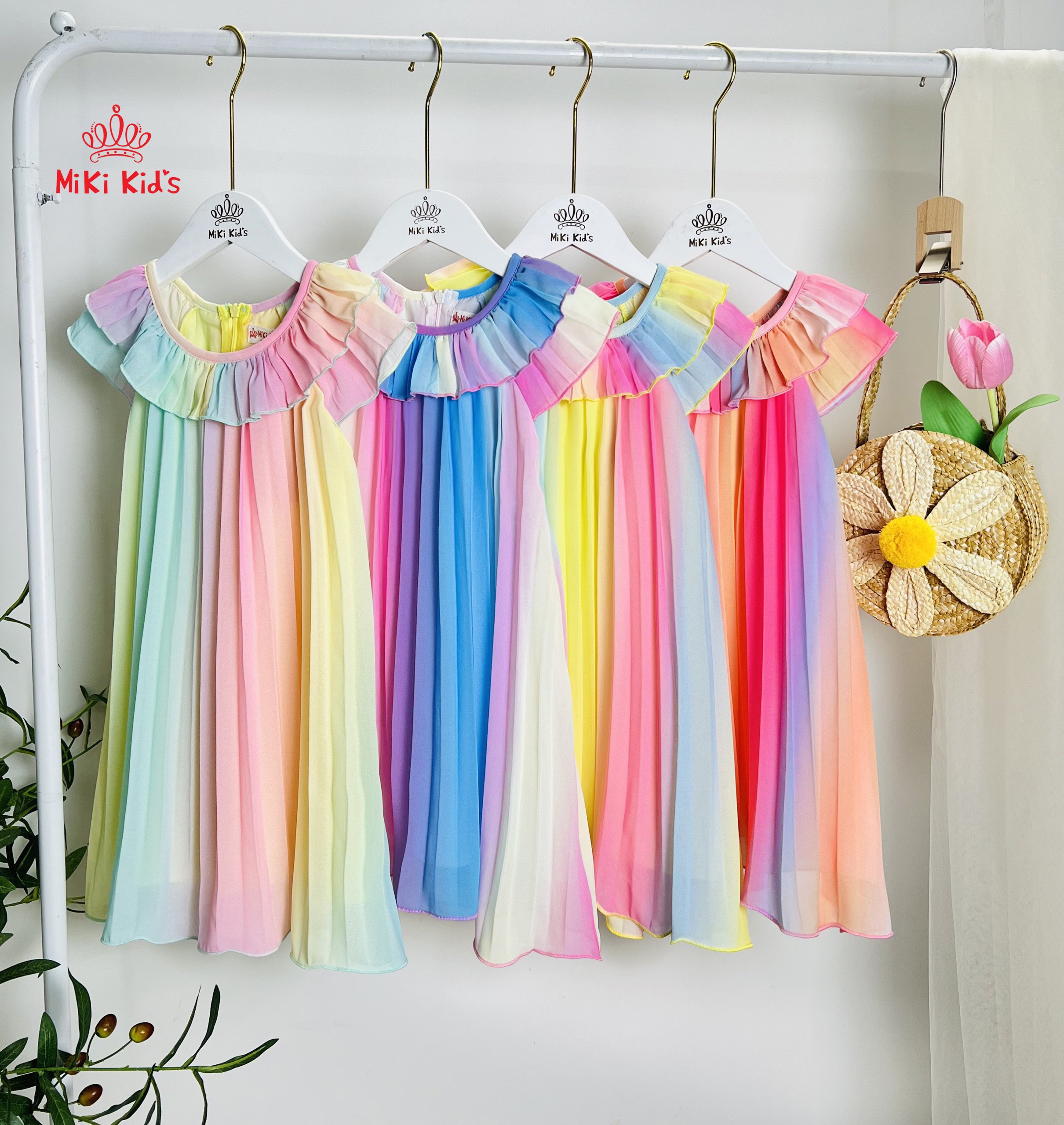 [NEW ARRIVAL] ĐẦM DẬP LY SẮC MÀU DÀNH CHO BÉ GÁI
