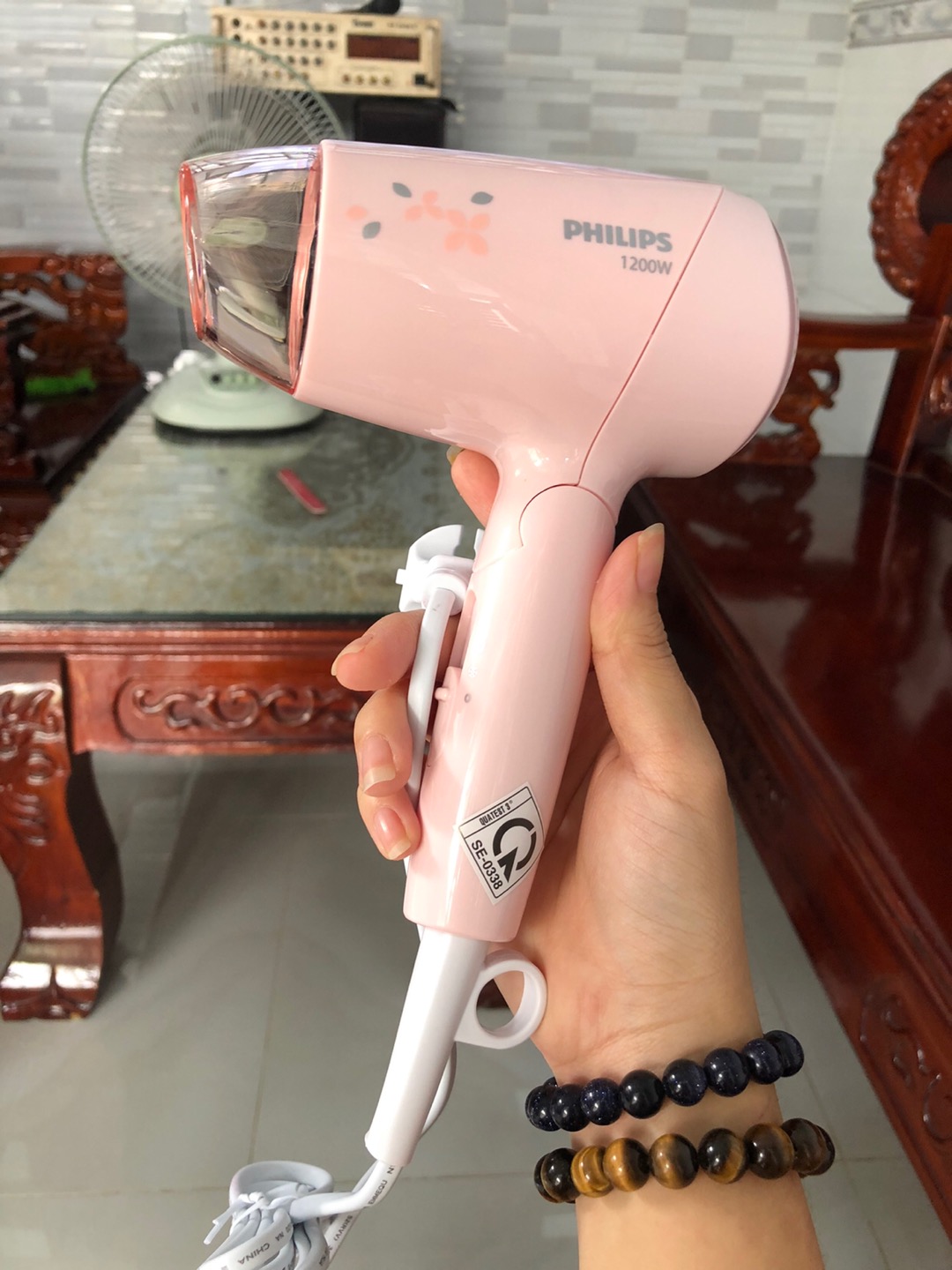 Máy sấy tóc Philips BHC010 (Hồng) - Hàng nhập khẩu