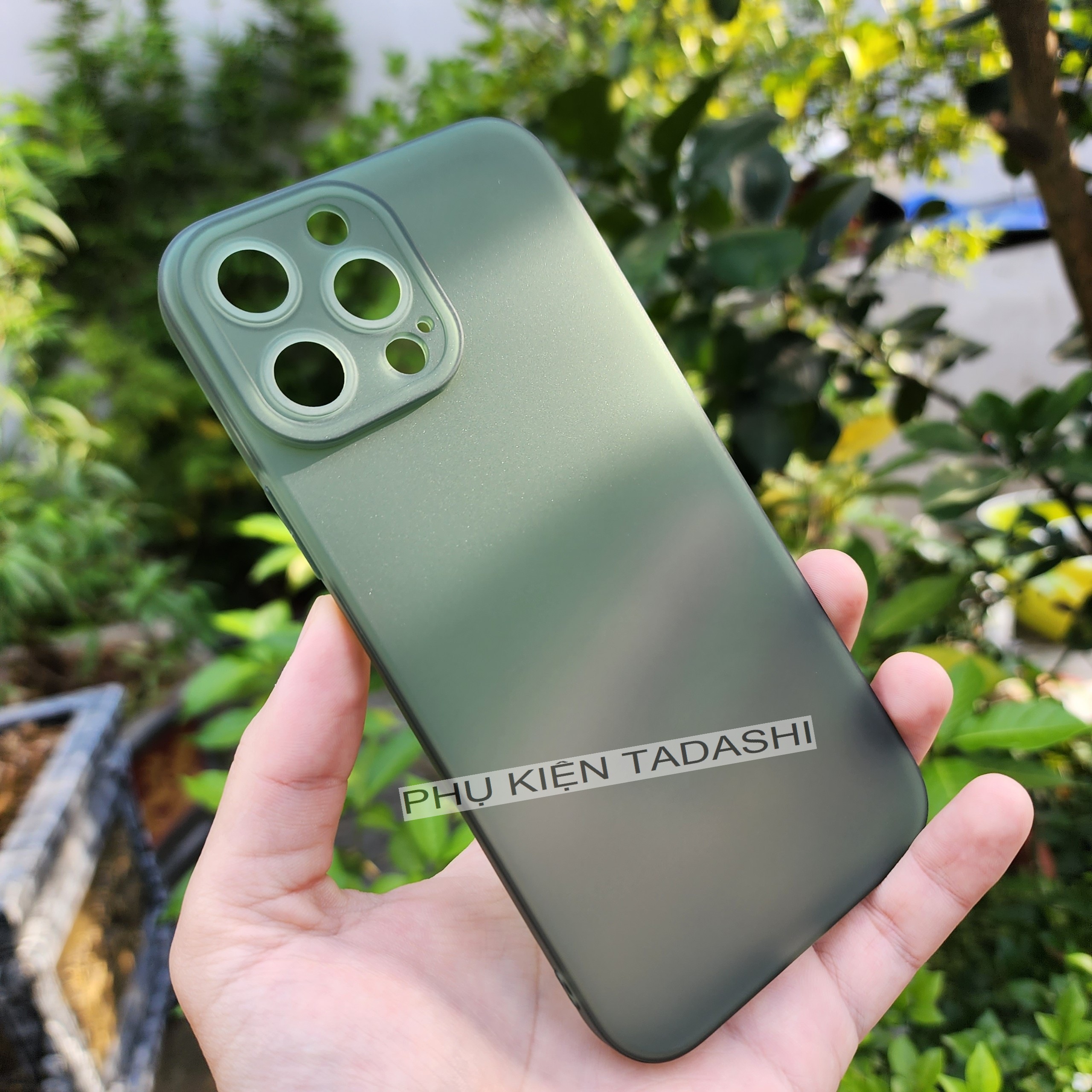 Ốp dẻo mờ gor iphone 14 pro max/ 14 pro/ 14/ 14 plus, iphone 12/ 12 pro/ 12 pro max, iphone 13/ 13 pro/ 13 pro max lưng mịn, mờ, mỏng có gờ bảo vệ camera - hãng gor