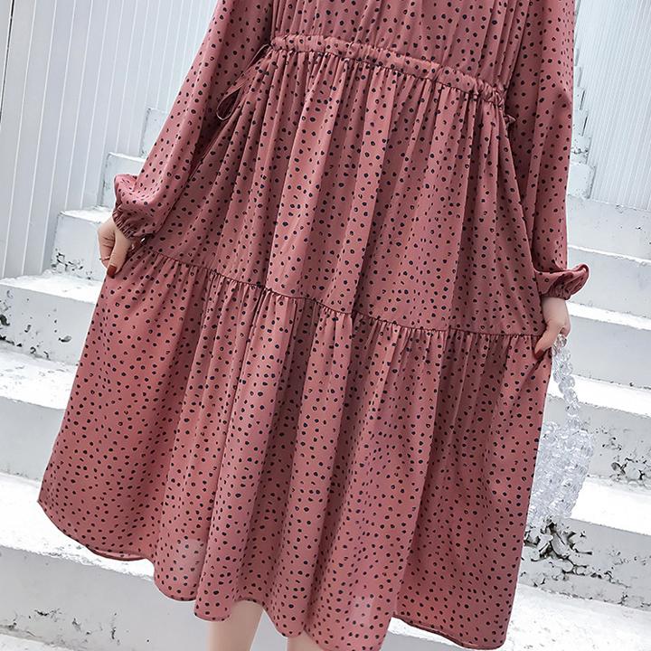 ĐẦM BẦU DỰ TIỆC