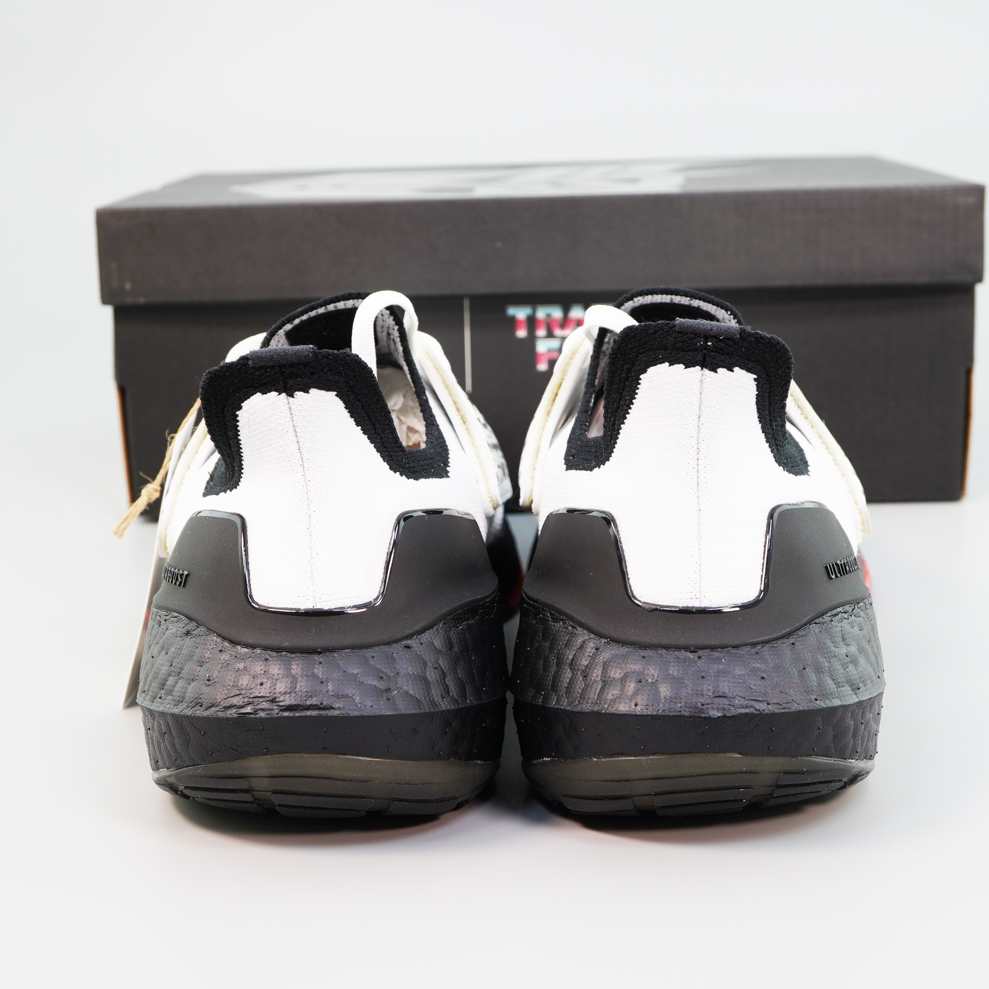 Giày Ultra Boost 22  White Black