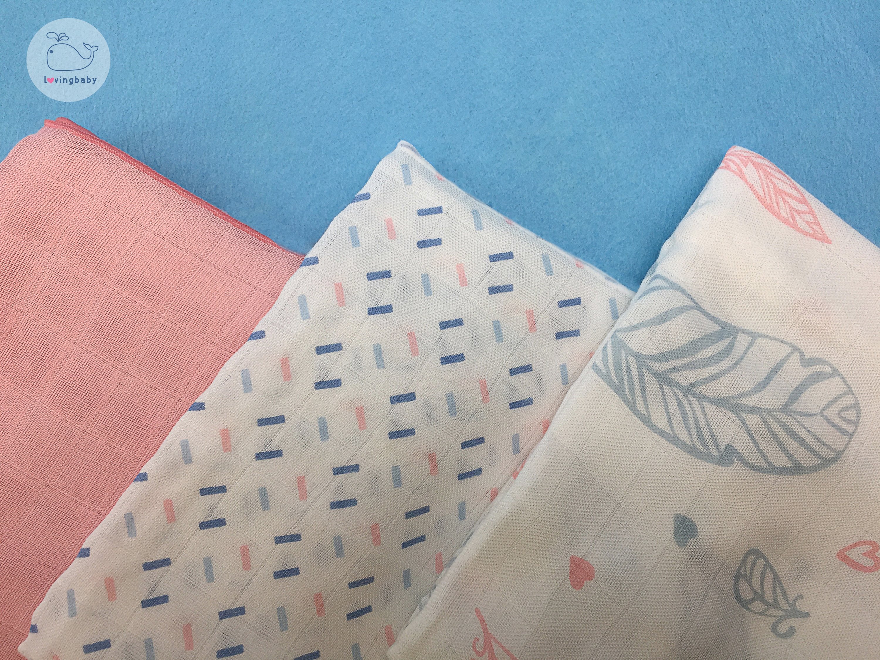 Combo 4 khăn sợi tre cho bé ( 1khăn 77x77cm và 3 khăn 30x30cm )