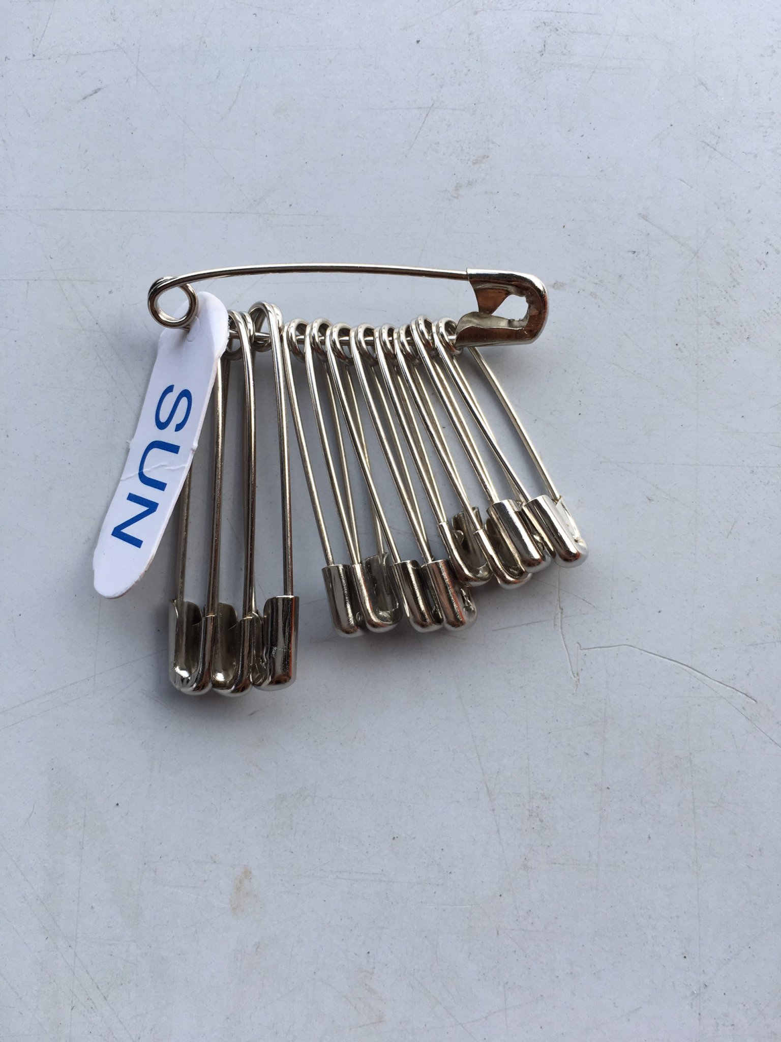 Kim băng kim tây hiệu SUN vỉ 12 cây kim băng