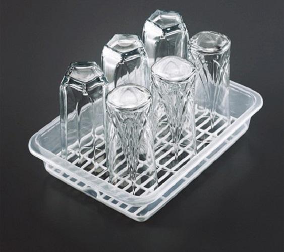 Khay úp ly, chén Inomata Nhật Bản có rãnh róc nước và khay hứng kèm theo nhựa PP cao cấp D554