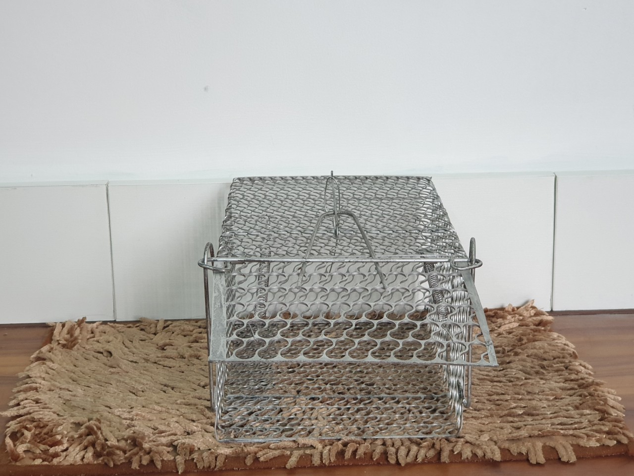 Bẫy lồng chuột sắt KT: 25x18x14 cm (có thể tái sử dụng nhiều lần)