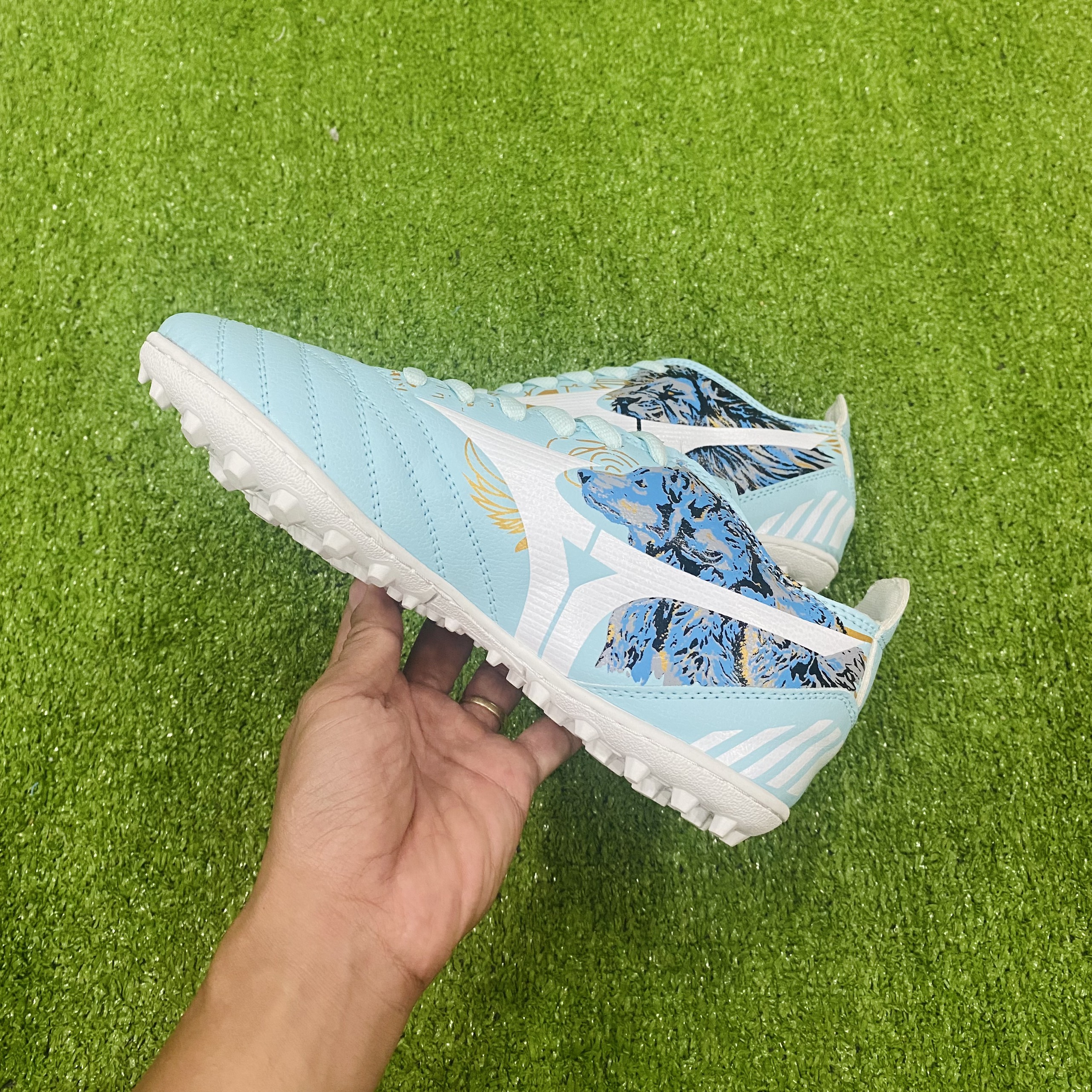 giày đá banh mizuno ramos,đế cao su khâu full đế