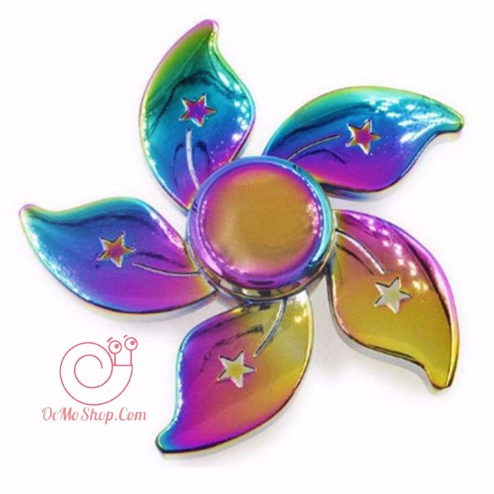 Con quay Finger Spinner hoa 5 cánh phản quang kim loại