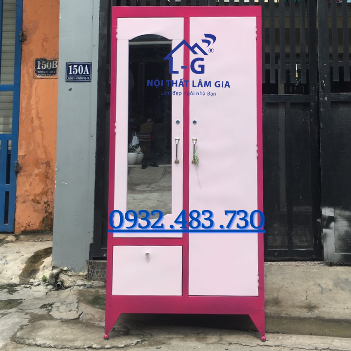 Tủ sắt treo quần áo kích thước 1m6x90 , hcm