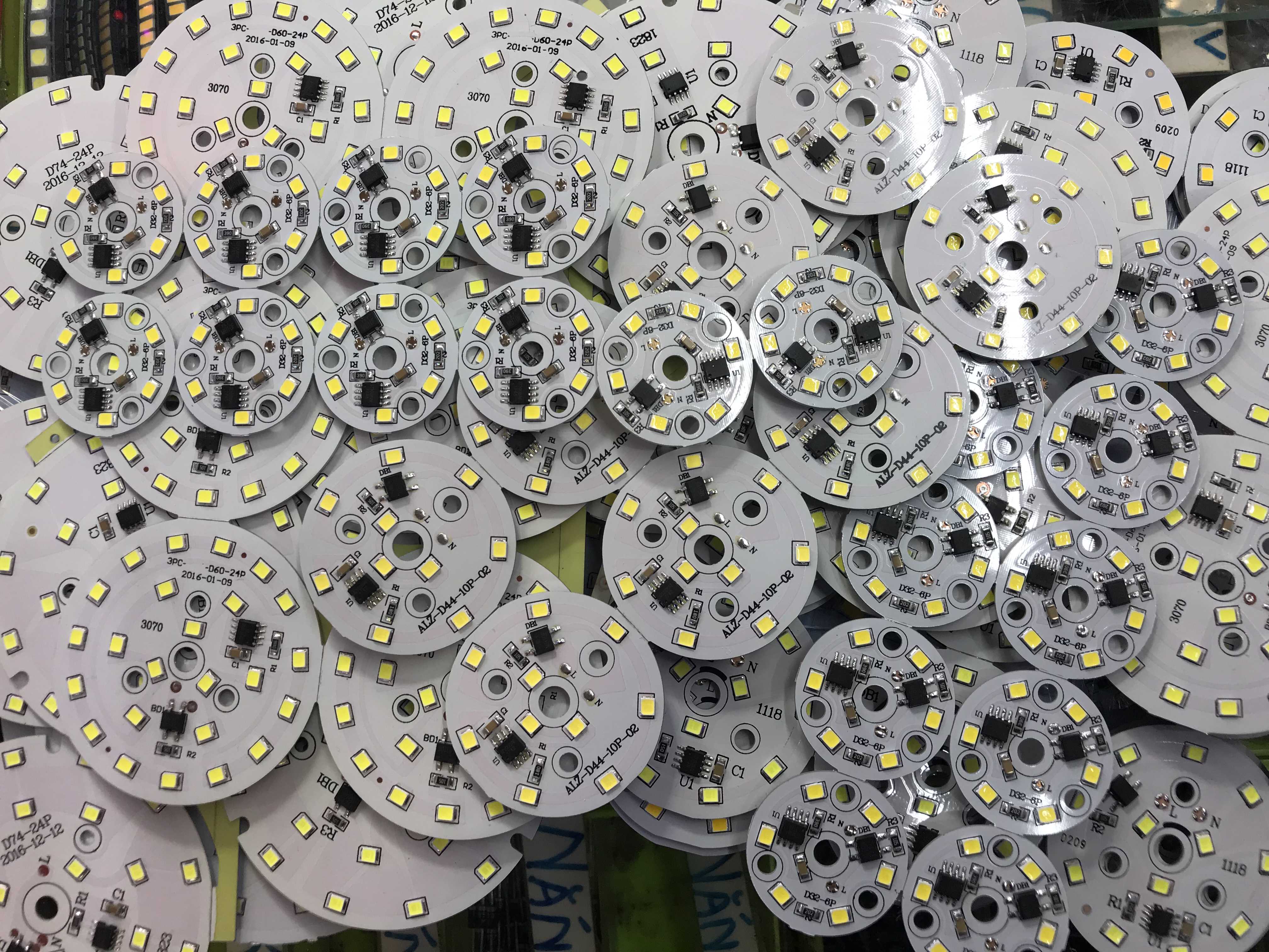 led miếng 3w điện 220v - ledmieng3w220v