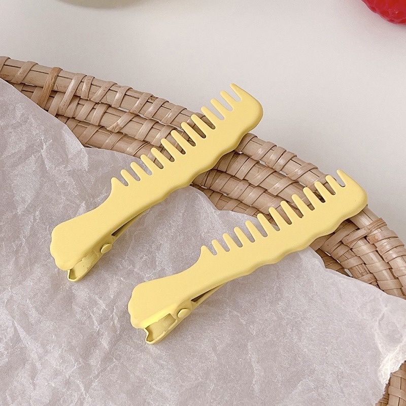 Kẹp hình chiếc lược xinh xắn sắc màu Tatitava