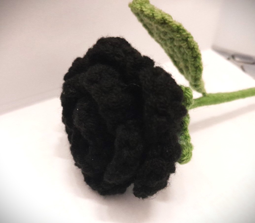 Handmade wool mini rose