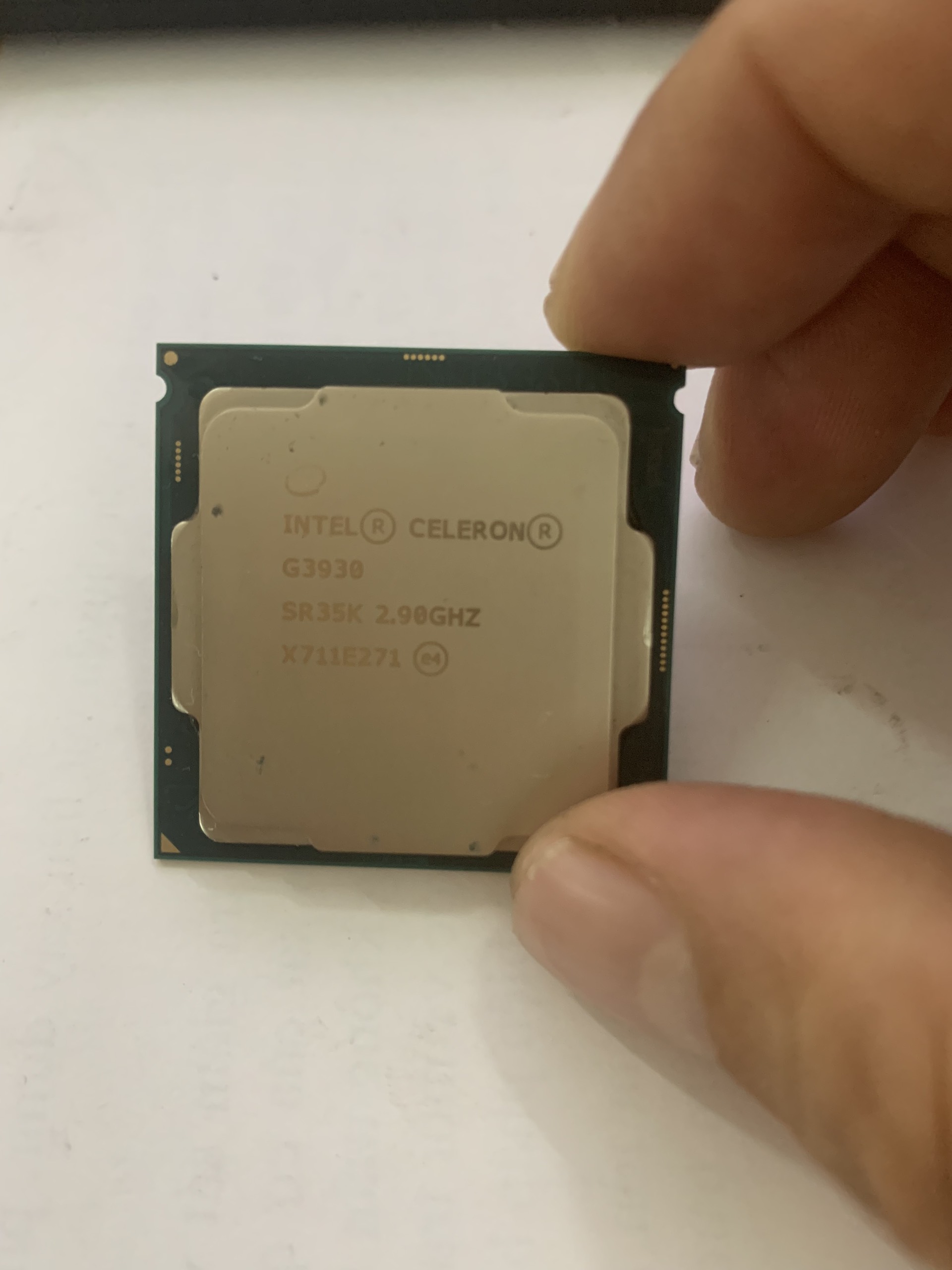 CPU Chip máy tính Celeron G3930 test máy chạy tốt