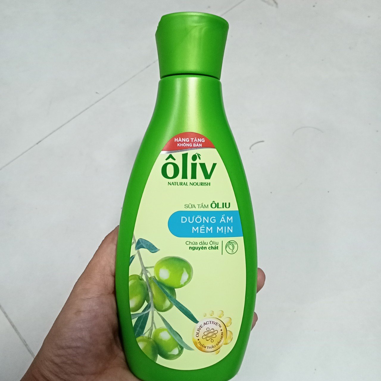 combo dấu gội sữa tắm oliv 165ml (hàng tặng)