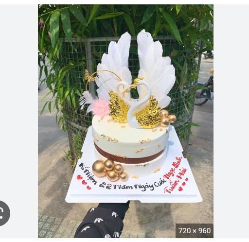 Cánh Thiên nga trang trí bánh kem