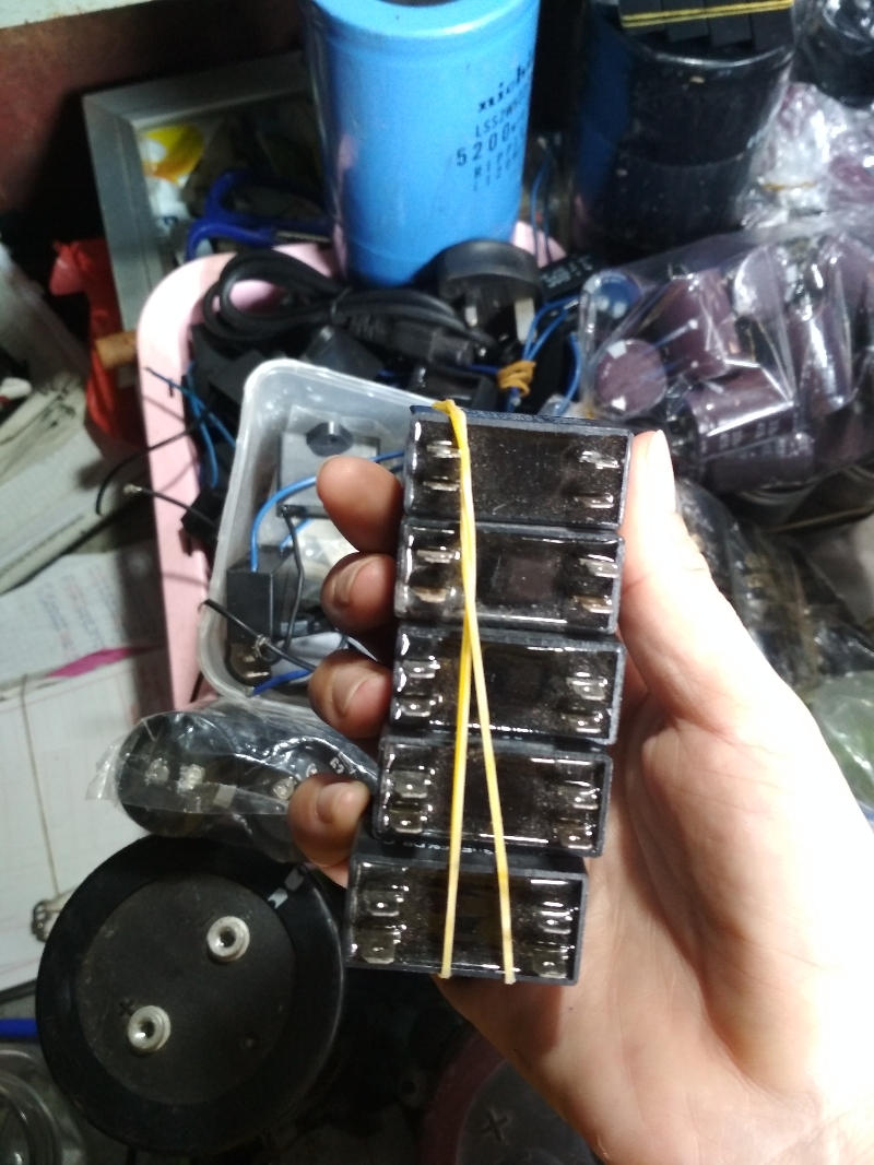 Tụ Quạt đứng 2-5m - 450V