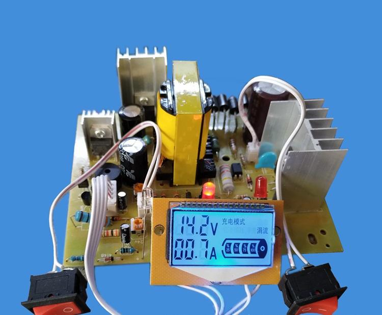 Mạch sạc acquy tự động nhận bình 12,24v 200Ah hiển thị LCD có bảo vệ