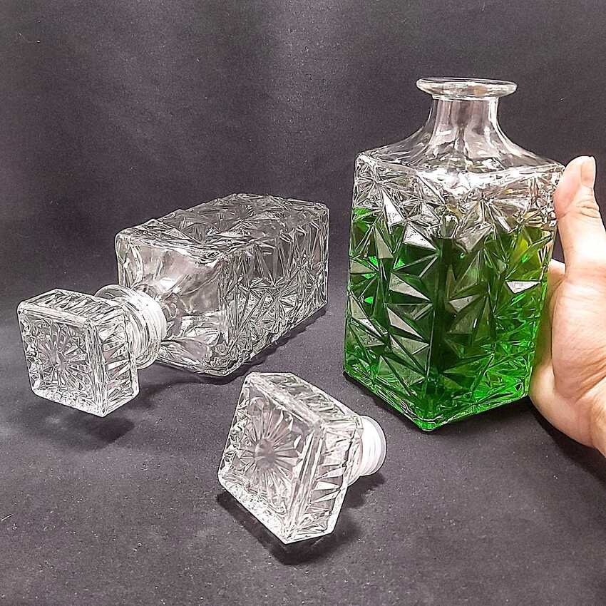 Glass bottle 1000ML – Square Shape – Diamond Cut design - 1 bottle – A13 pattern