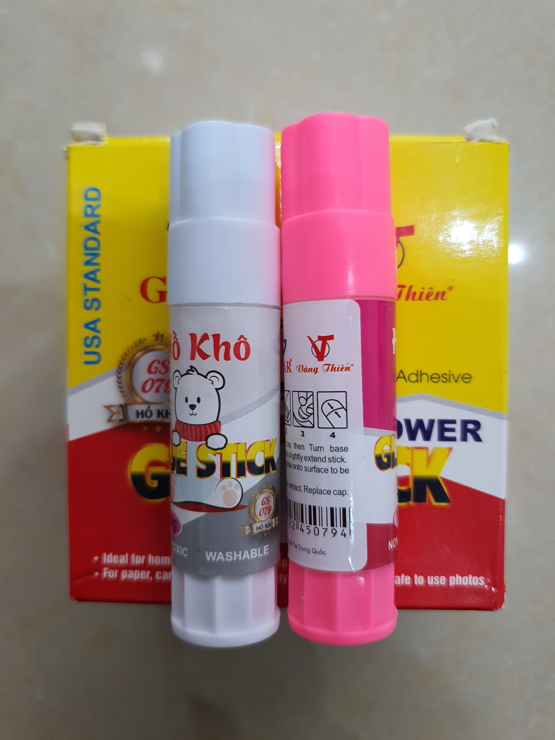 Hồ Khô Keo Dán Giấy Gstar Hộp 12 Thỏi