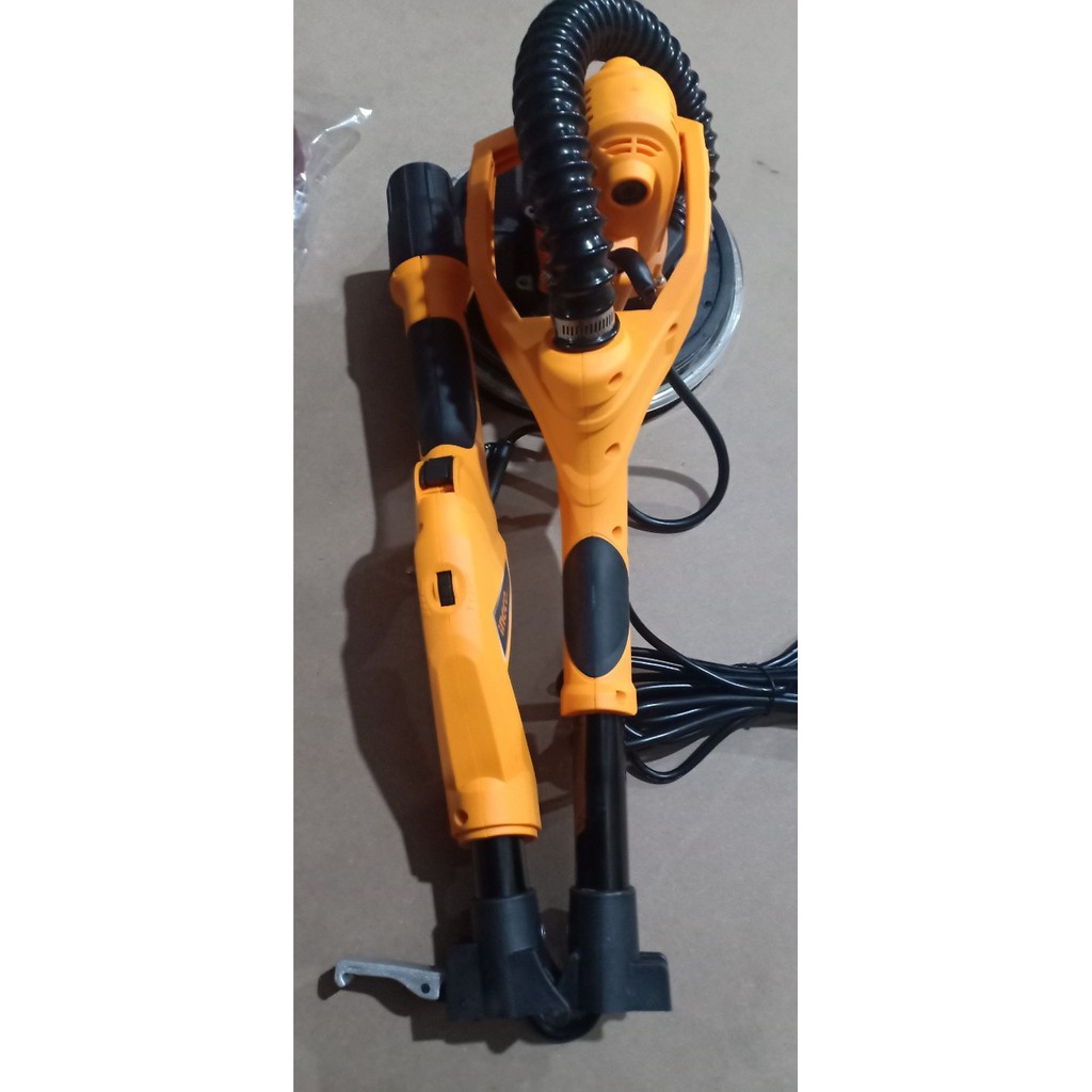 1050W - 215mm Máy chà bột mịn tường INGCO DWS10501