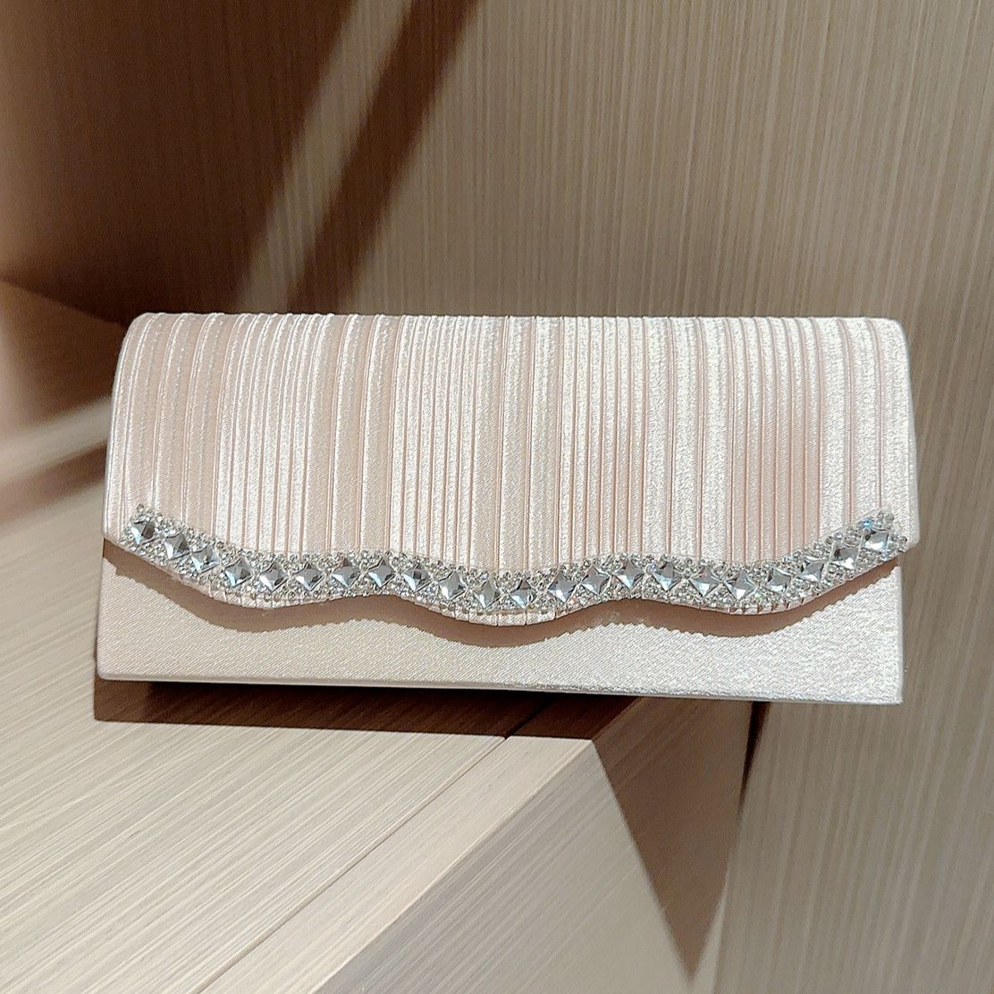 Clutch Ví dự tiệc sang chảnh đính đá lấp lánh LILA CW16