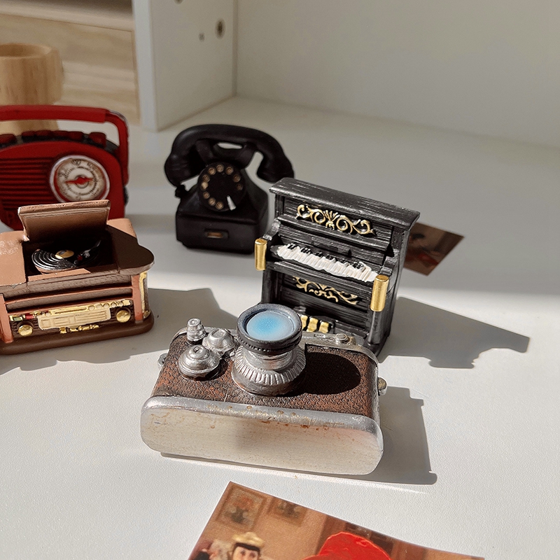 Mô Hình Máy Ảnh Để Bàn Dùng Trang Trí Phong Cách Retro
