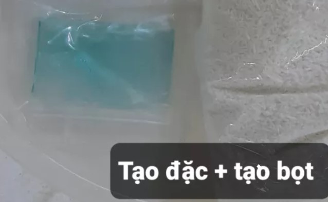 Tạo đặc + tạo bọt thêm pha 1 phần nước rửa chén