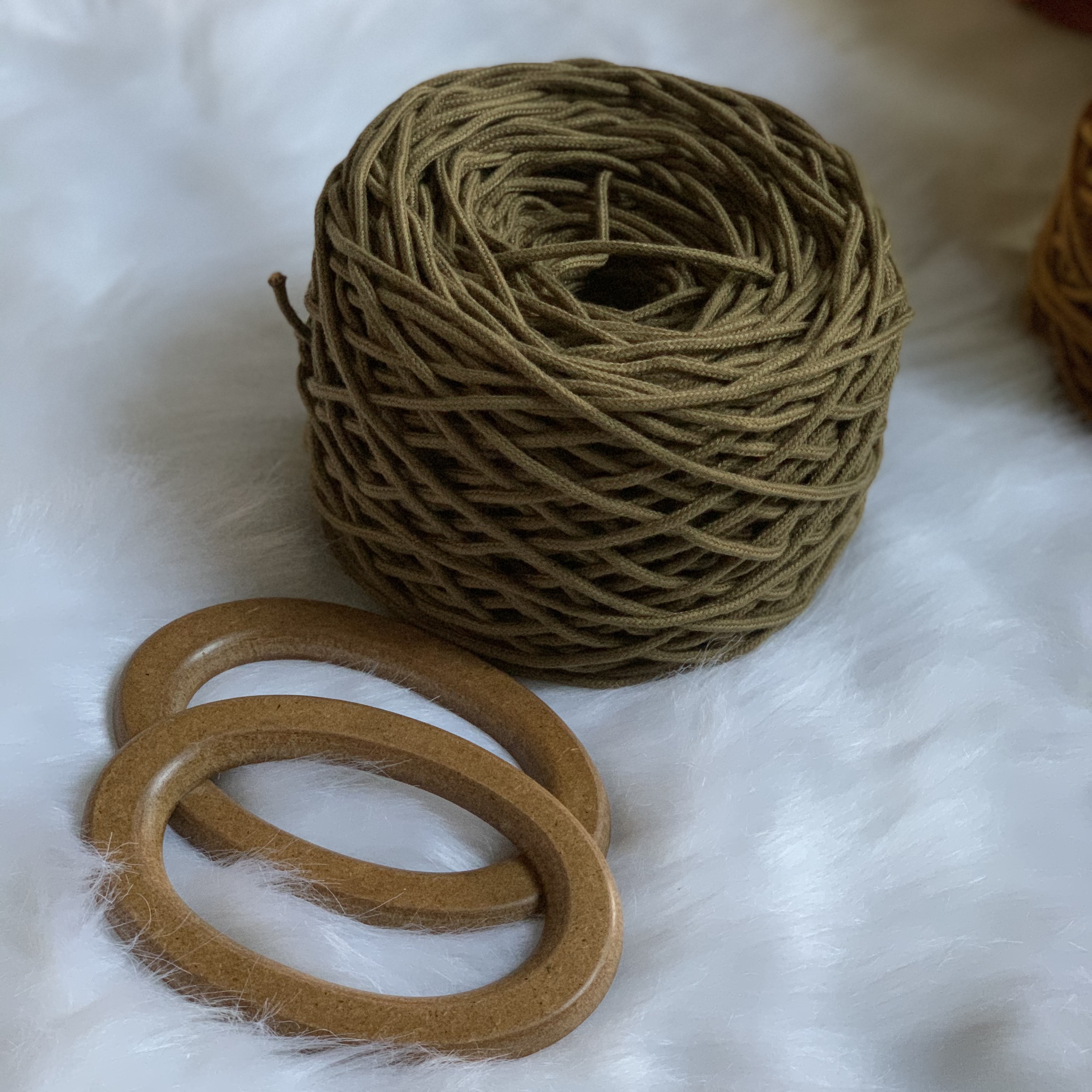 Quai gỗ làm túi xách