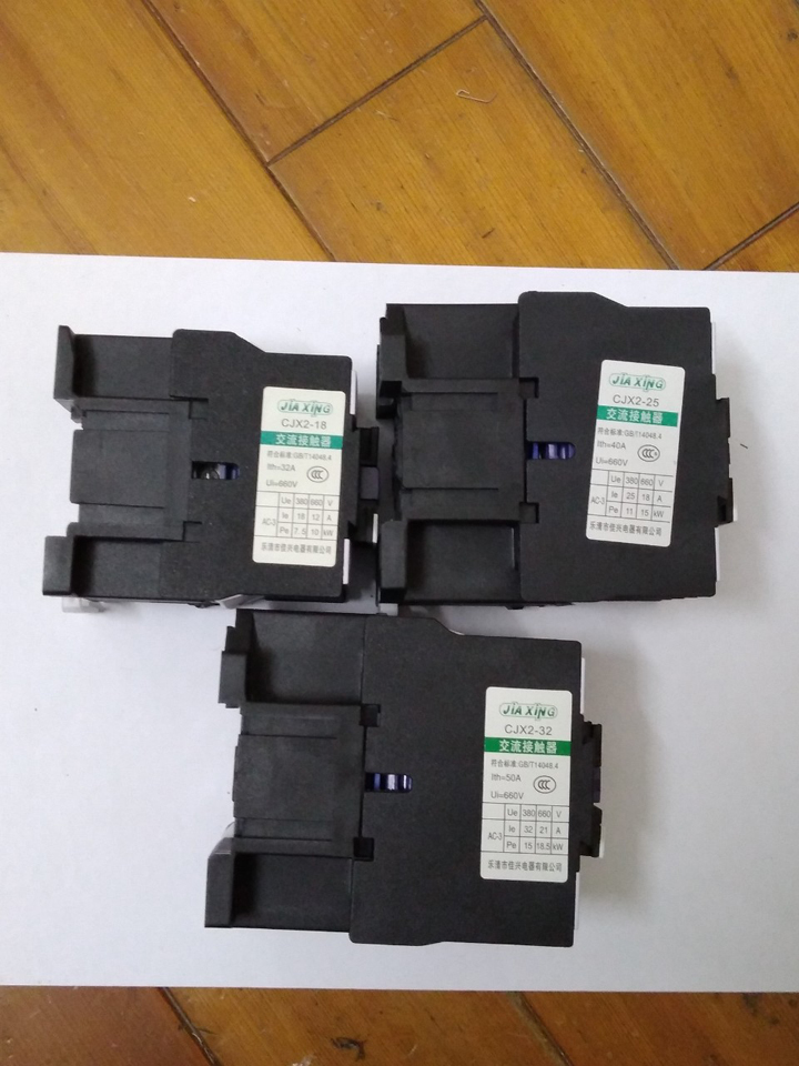 Khởi động từ 1 pha 18A, 25A 32A 220V