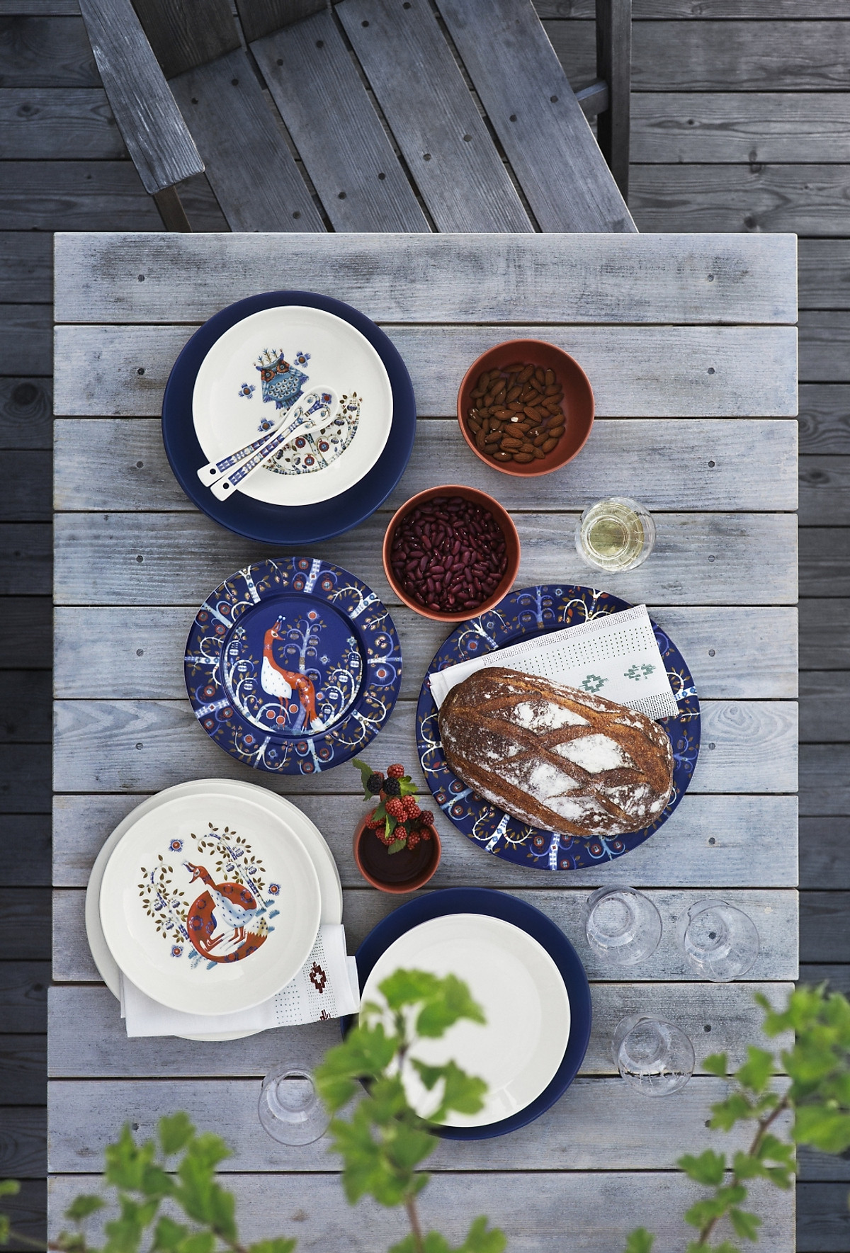 Đĩa sứ Taika đường kính 22cm Iittala