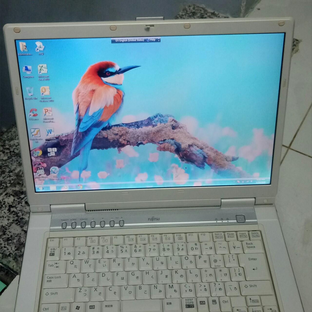 LAPTOP KHO FUJISU JAPAN