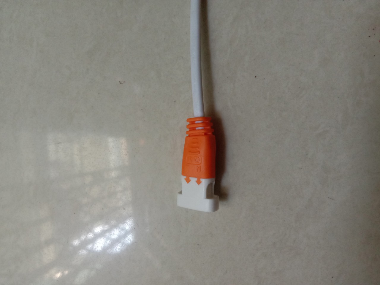 Dây nguồn dùng cho led thanh 220v